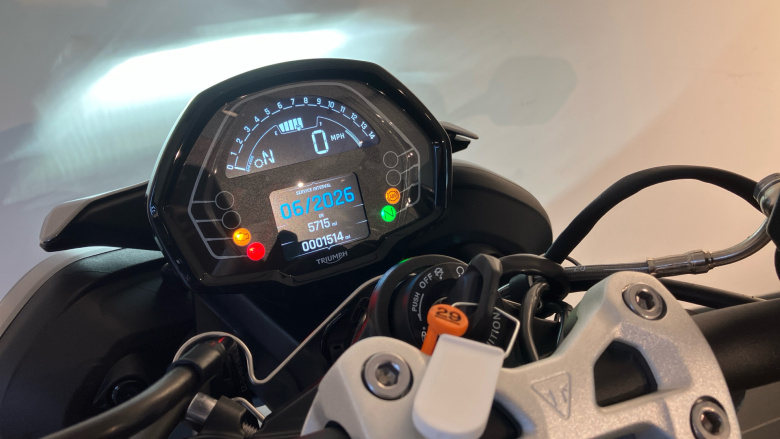 Triumph Street Triple R (23MY)